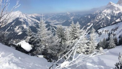 Hahnenkamm mit Blick ins Tannheimertal