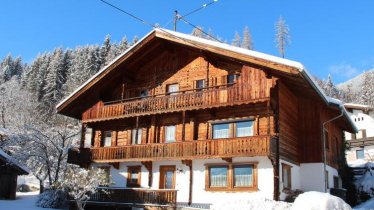 Zillertal-Fuegen-Haus-Thoma-Huber-Haus-Winter