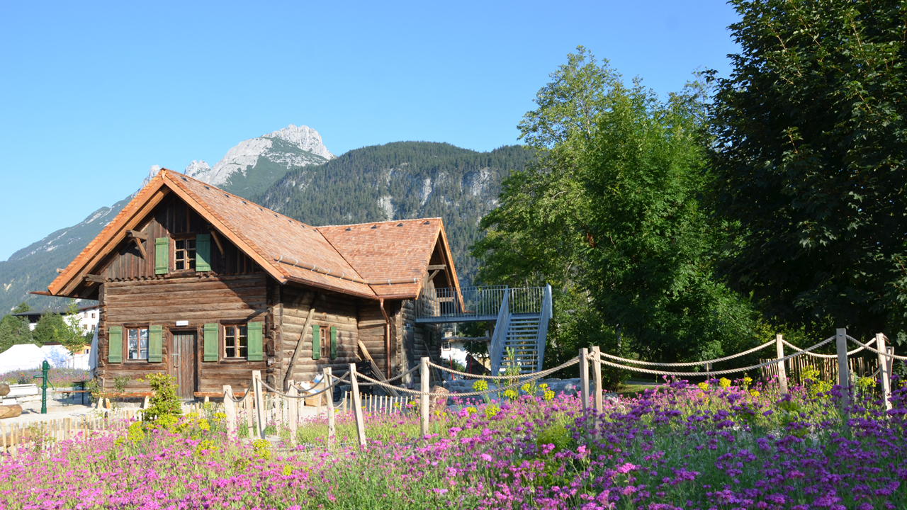  Museum  Holzerh tte Scharnitz Tirol  in sterreich